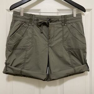 NEW Khakis & Company Roll Tab Khaki Bermuda Shorts Army‎ Green 7" Inseam Sz 8